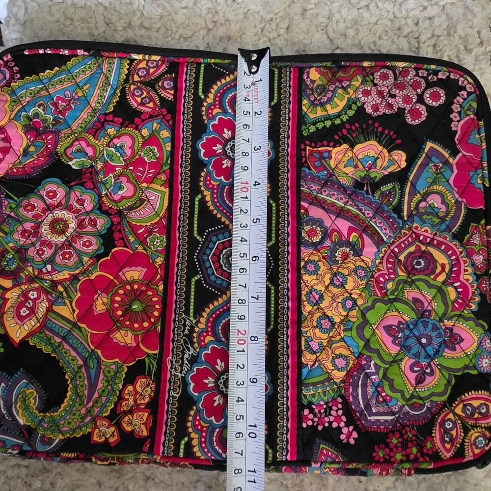 Vera Bradley Laptop/ Tablet Case SYMPHONY IN HUE 11